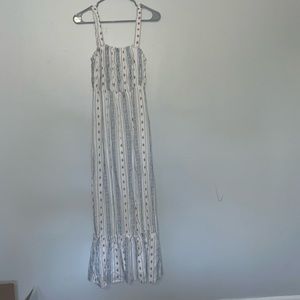 Maxi dress with ruffles